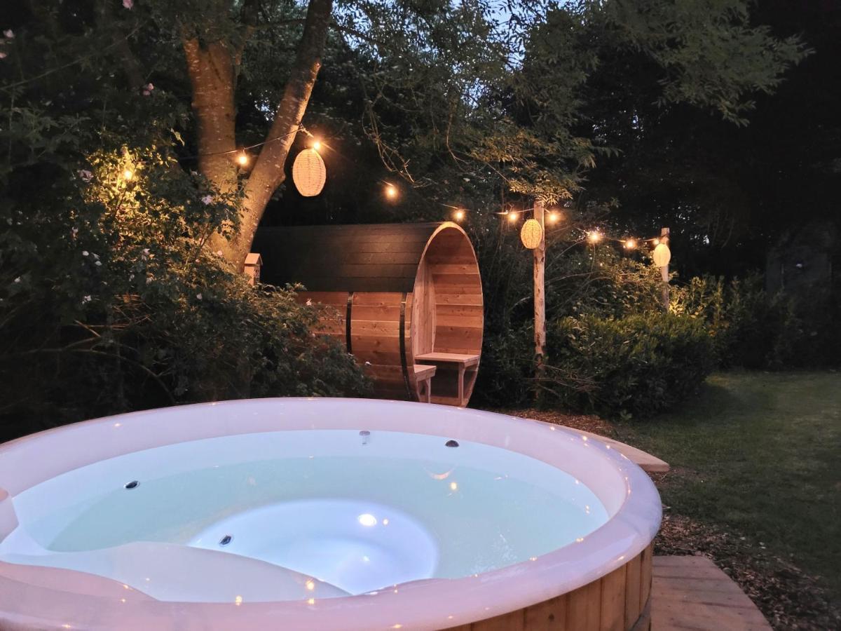 Bohemian Wellness Met Hottub & Sauna Евейк Екстер'єр фото